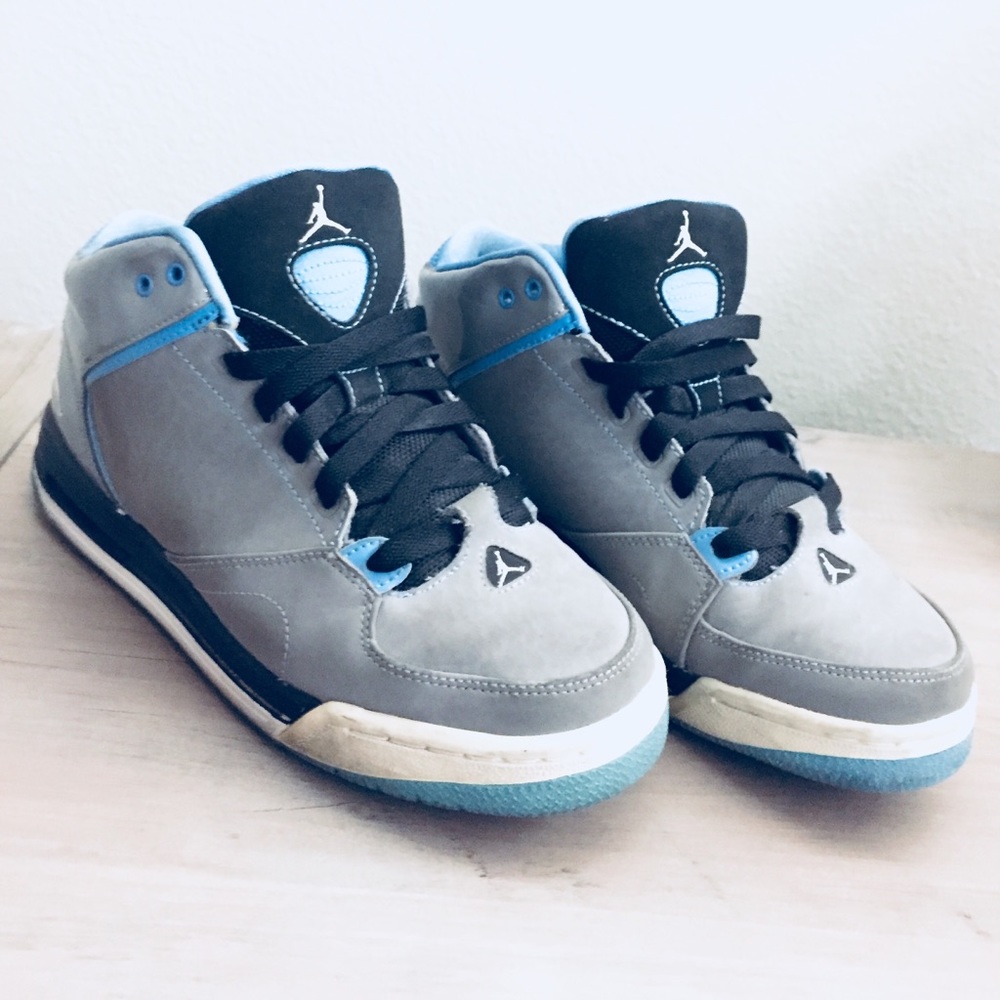 Boys' GS Jordan As You Go Gray Blue Shoes Youth